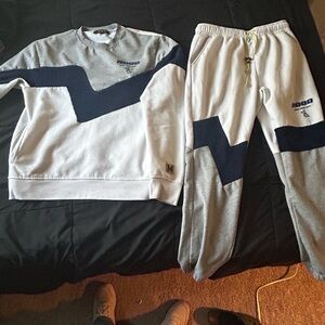 Cool lil White and grey and navy crew neck and sweats
